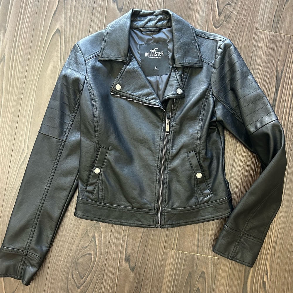 Hollister Leather Jacket- Small